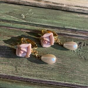 Adorable pink flower clip ons
